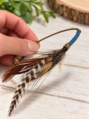 Bohemian Feather Bangle Bracelet – Blue & Brown